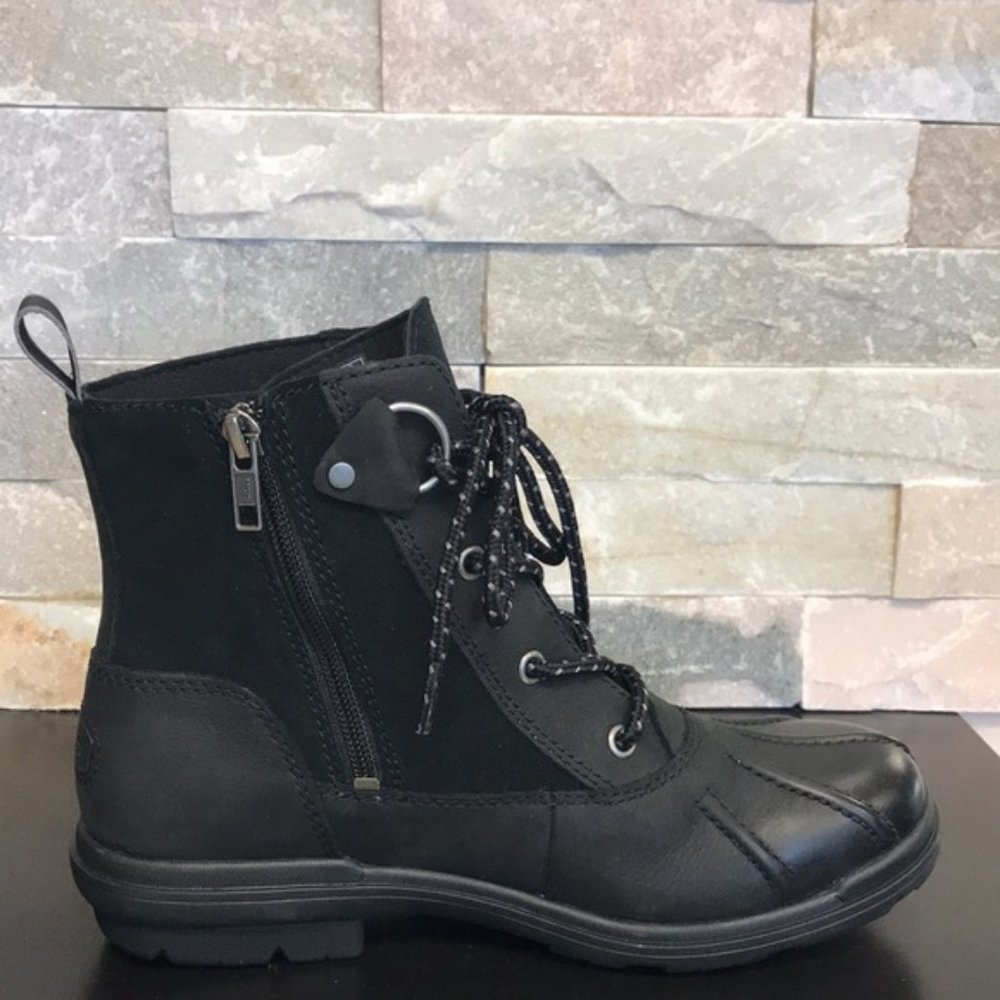 🎁  UGG Women's Hapsburg Duck Fashion Boot - Picture 8 of 10